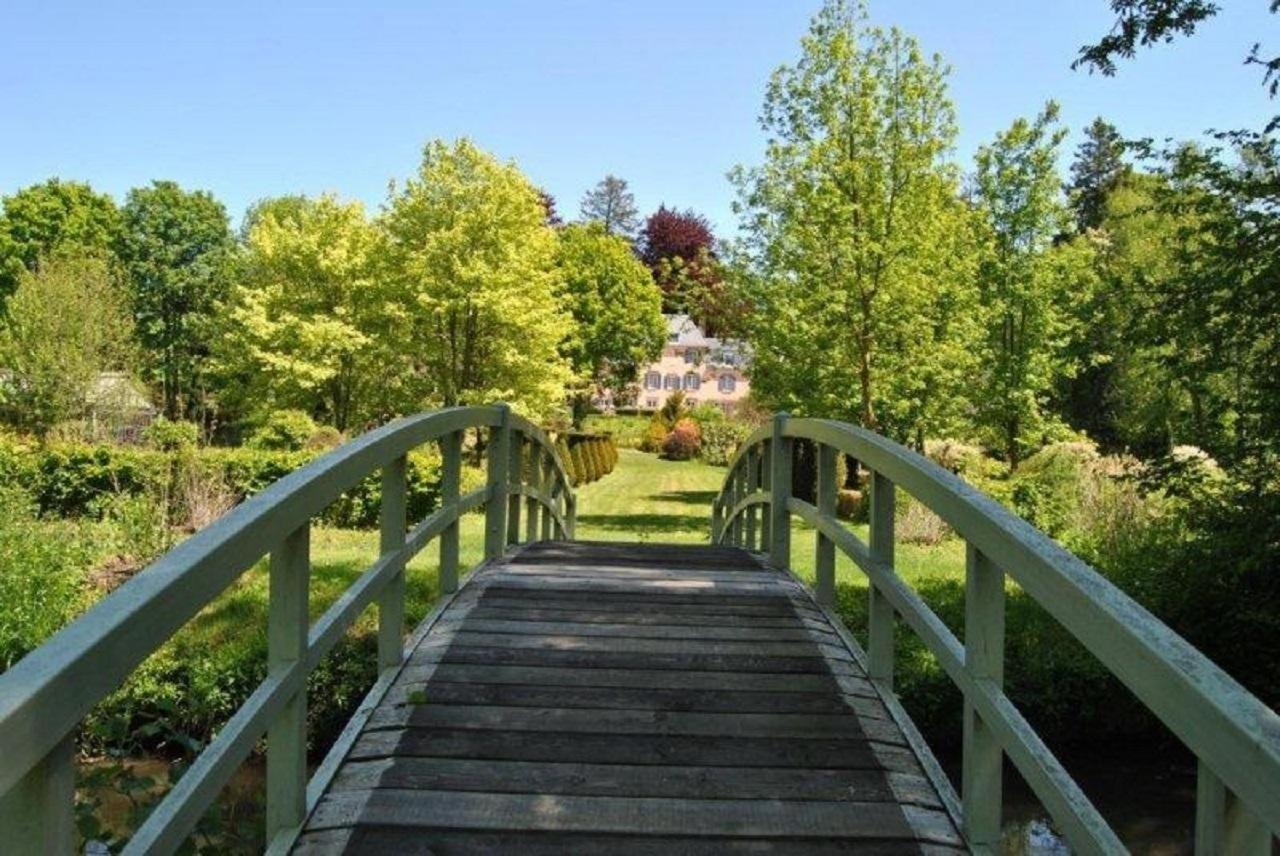 Villa Le Charme Mézilles Esterno foto