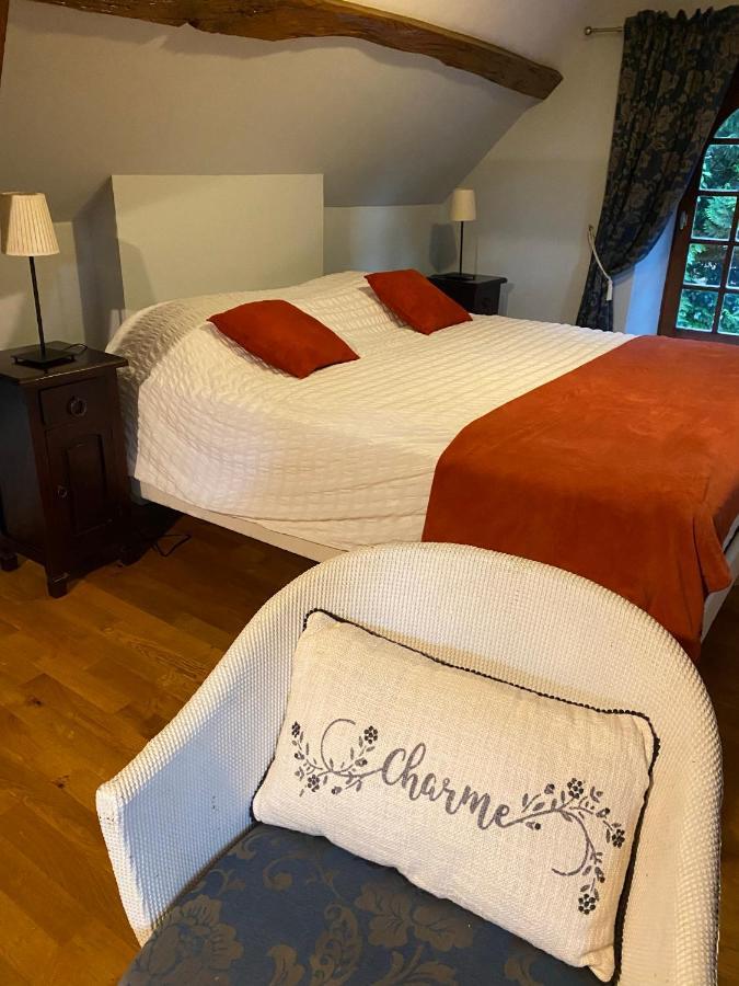 Villa Le Charme Mézilles Esterno foto