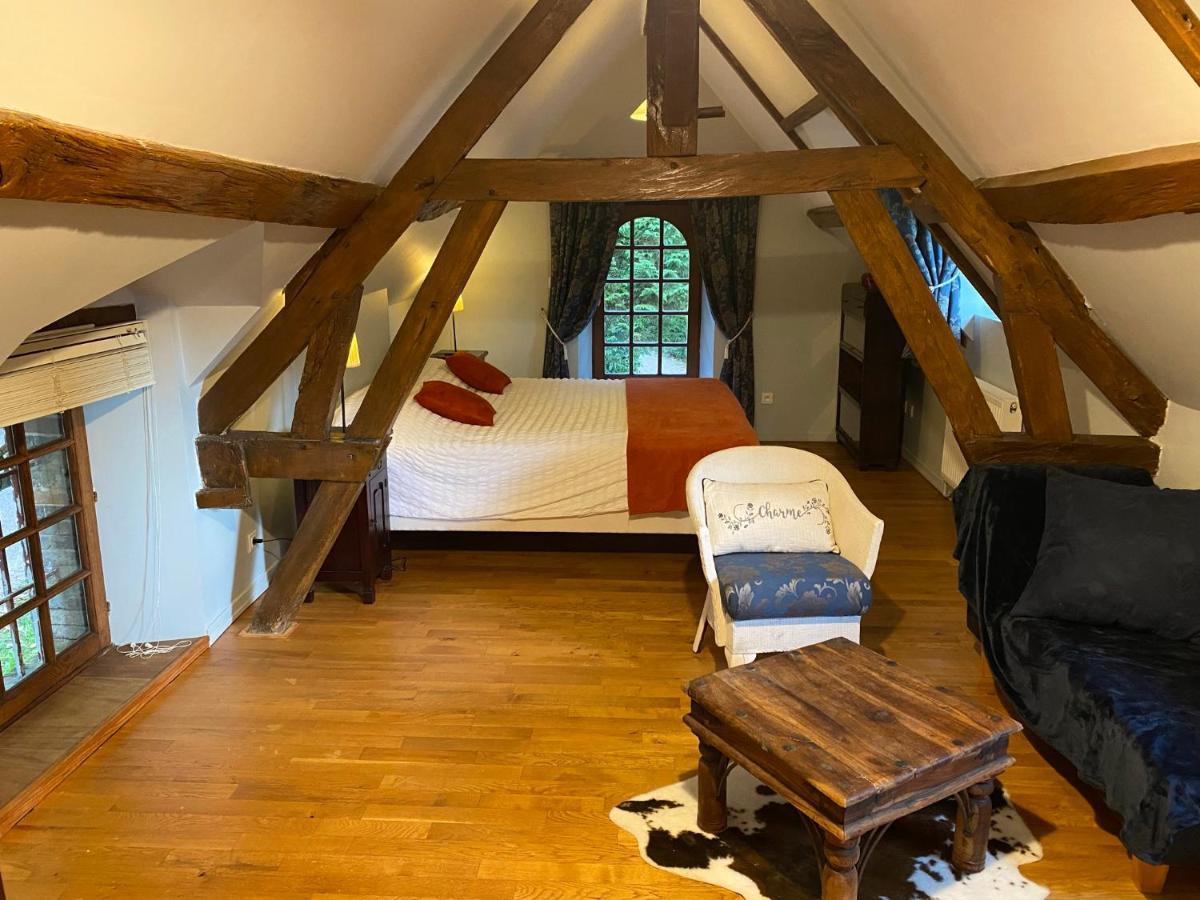 Villa Le Charme Mézilles Esterno foto